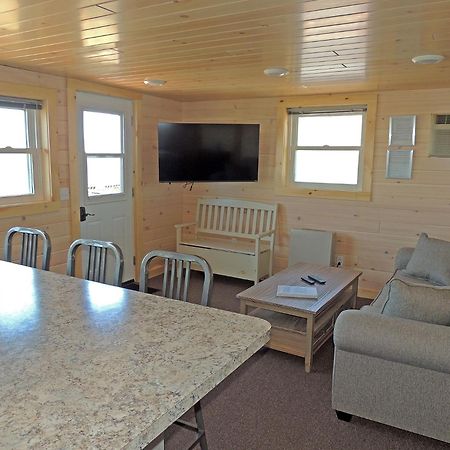 Angel Rock Waterfront Cottages Cape Vincent Eksteriør bilde